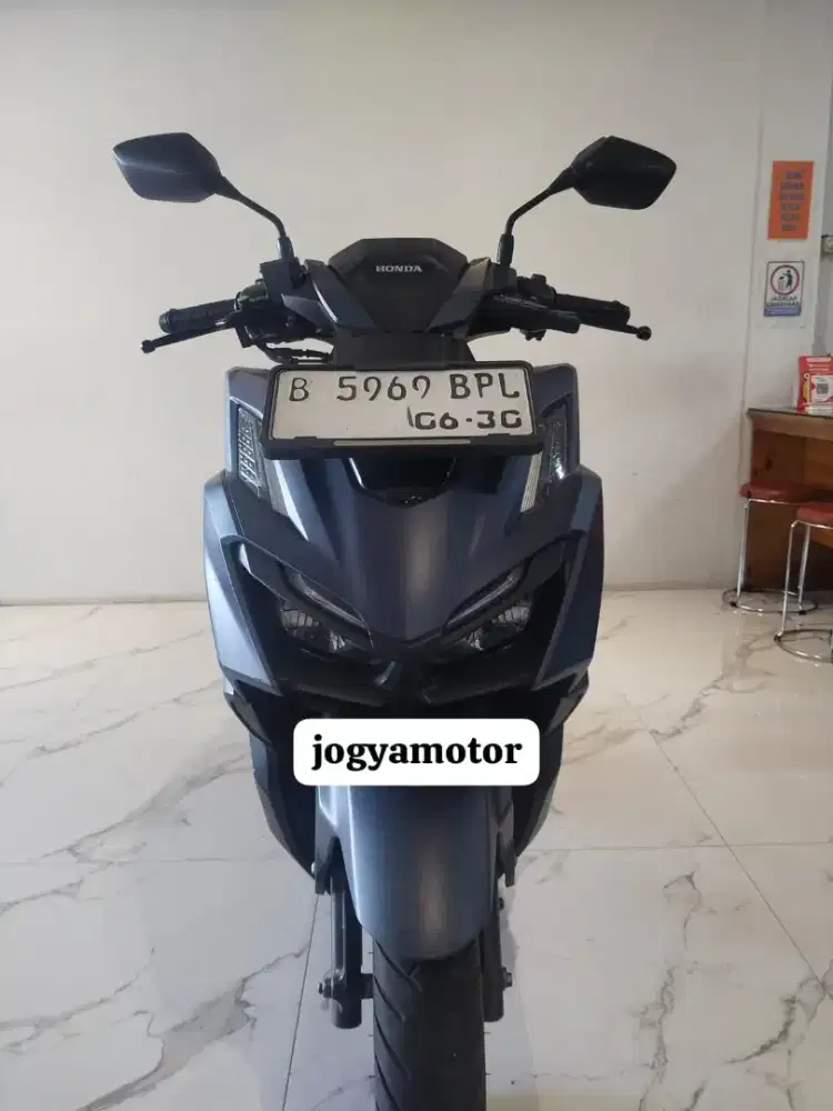 1 - HONDA VARIO 160 CBS Tahun 2025