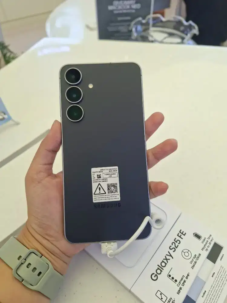 Samsung Galaxy S25 FE