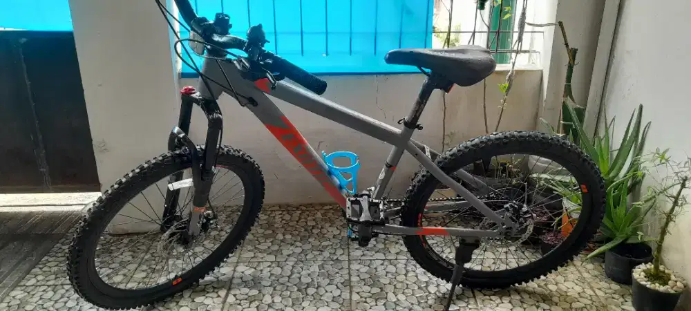 Sepeda MTB UK 24 merek Exotic