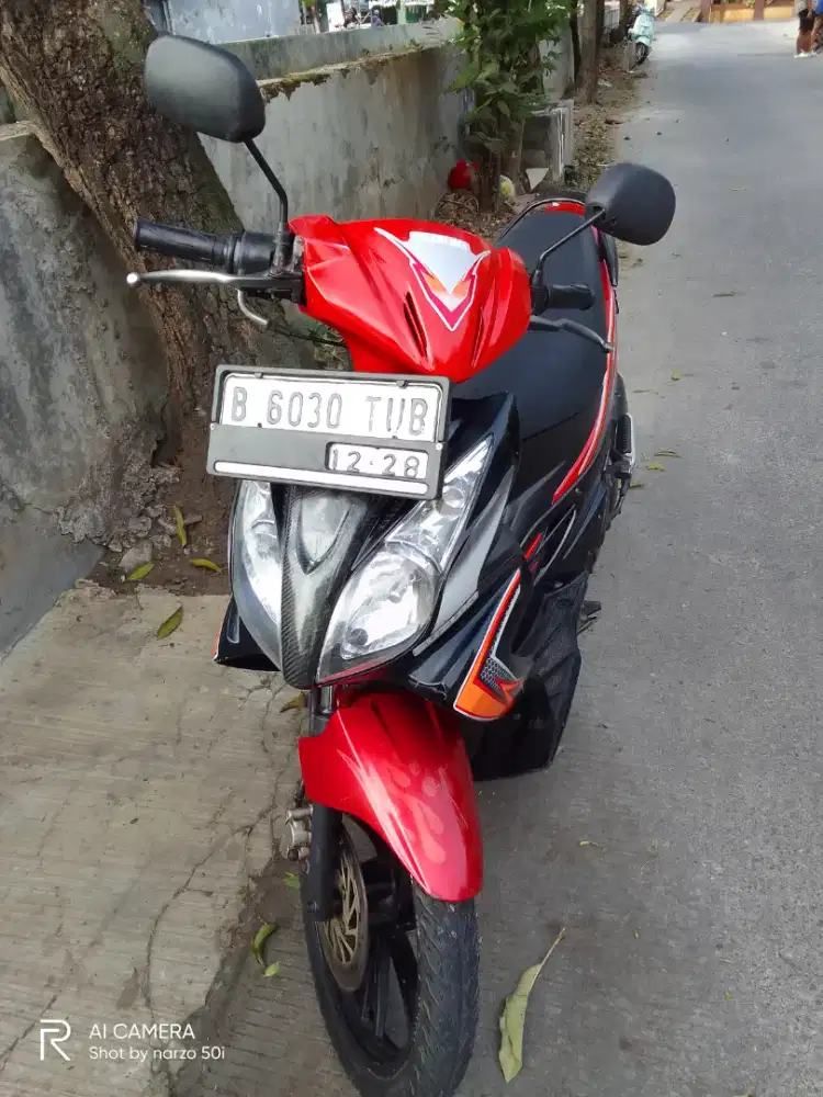 Dijual motor Suzuki skywave 2009 , Surat Lengkap.