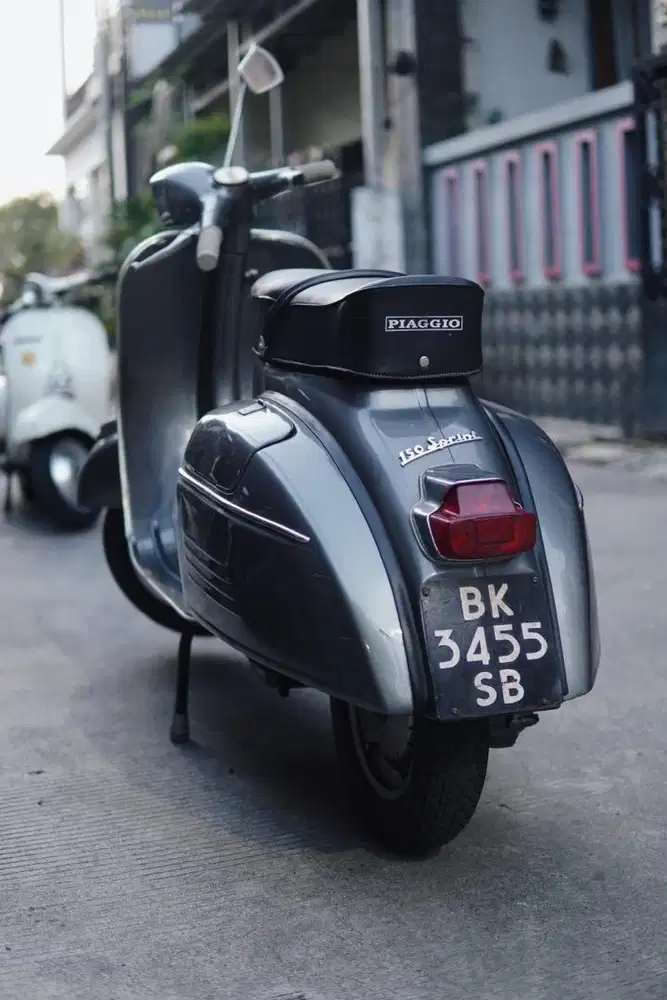 DIJUAL VESPA SPRINT TAHUN 1969 PEMAKAIAN PRIBADI
