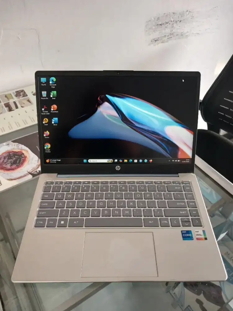 Laptop HP 14 Core I7 Gen 13 Ram 8 Ssd 512