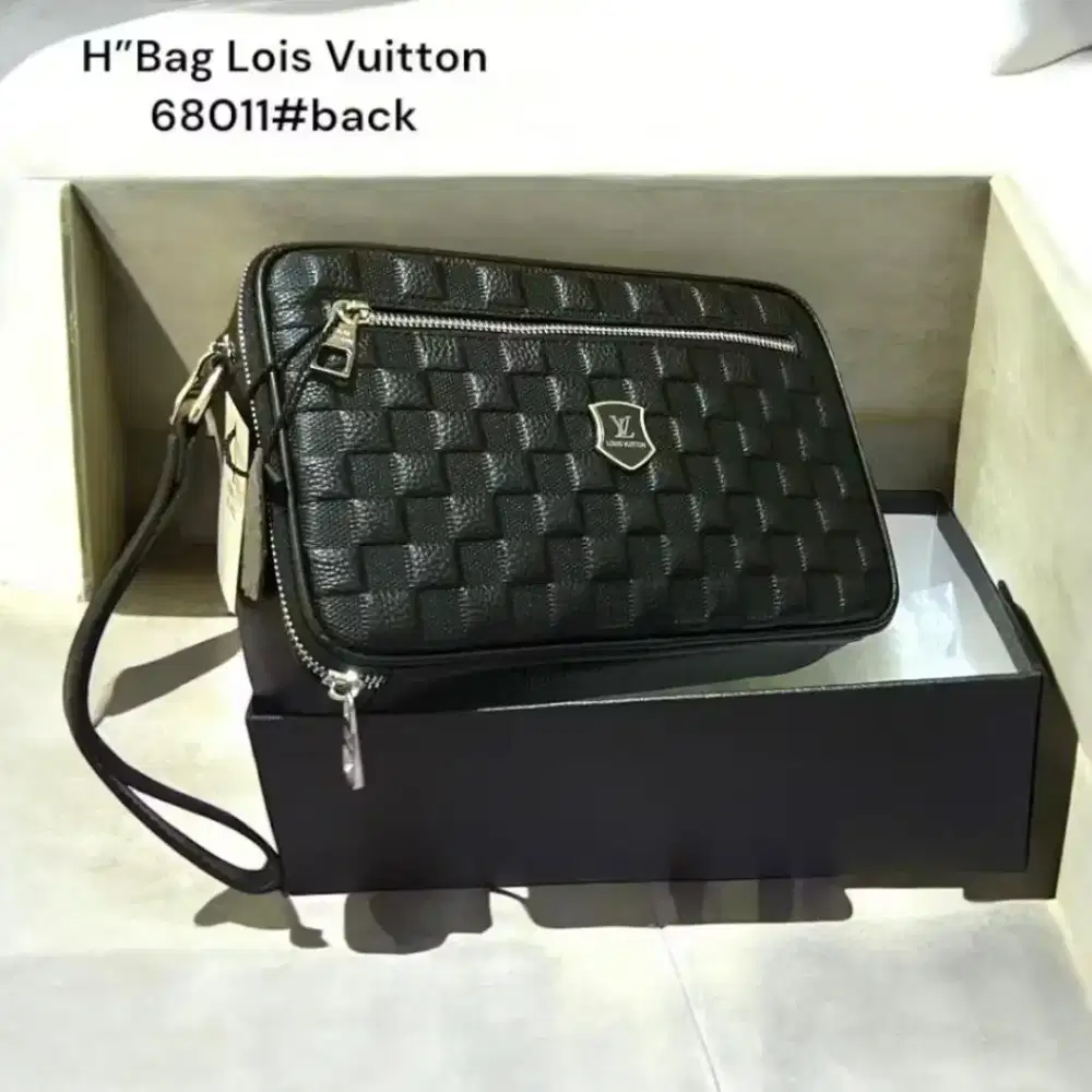 Tas Cluth LV handbag