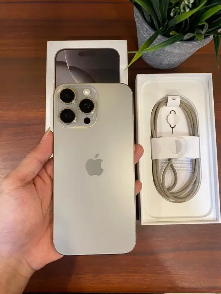 iPhone 16 Pro Max 256GB Natural Titanium iBox