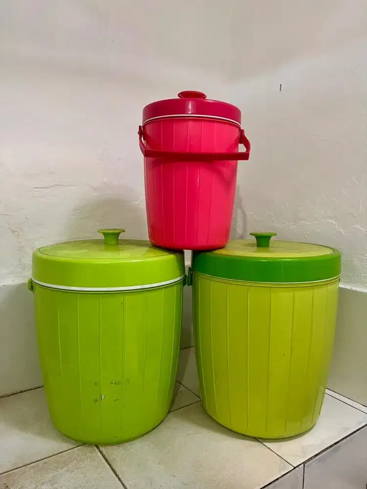 Termos Es atau Nasi Besar
