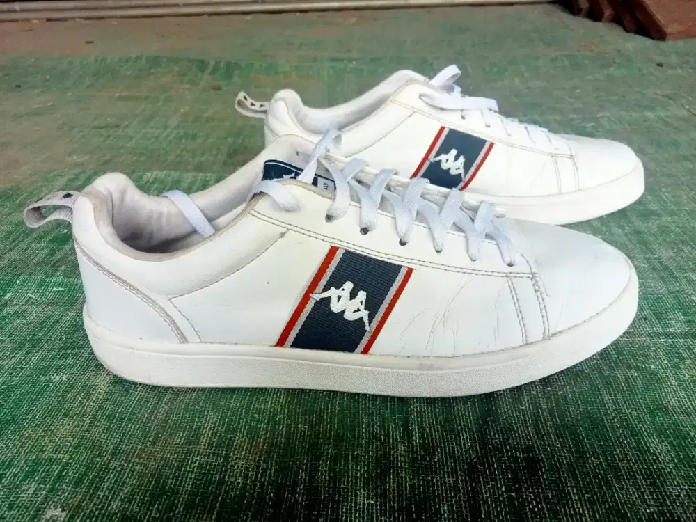 Sepatu original kappa italy