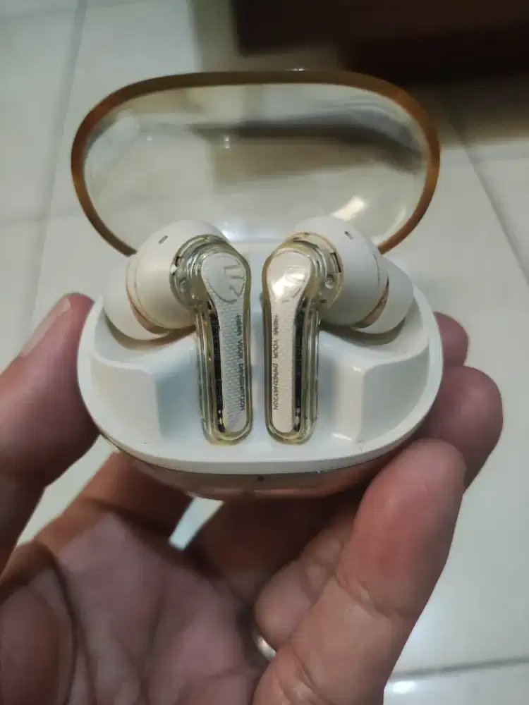 Soundpeats Clear wireless earbuds