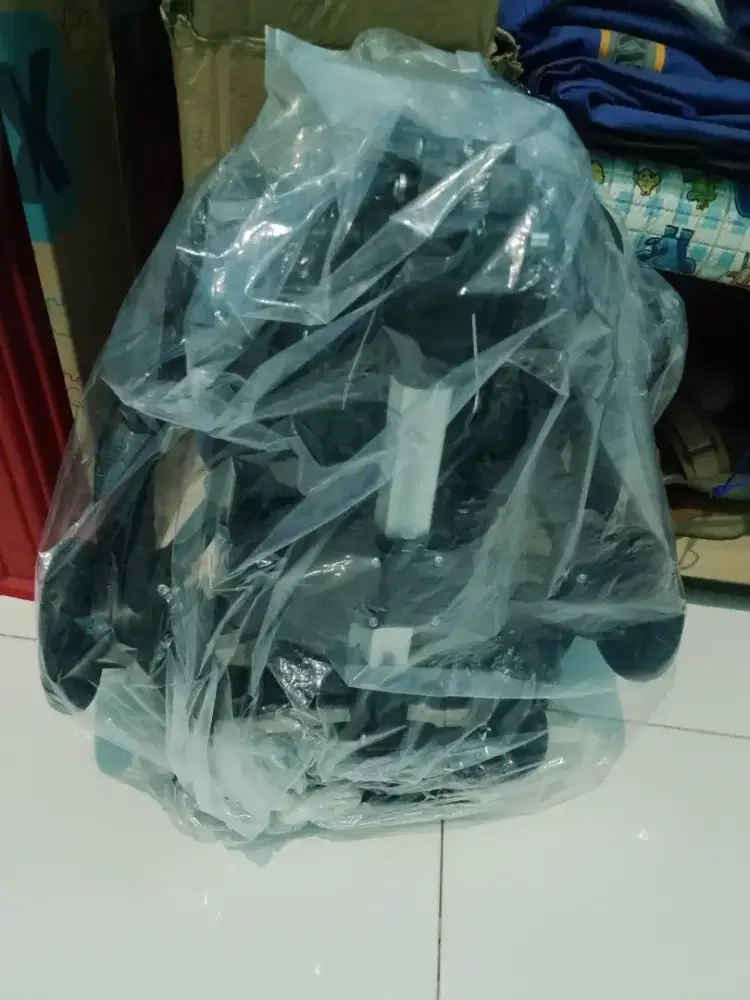 Storel duduk roda 4