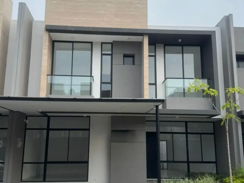 Disewakan Rumah Mewah Villa Pasir Putih PIK 2 4+1 KT LT 10x20