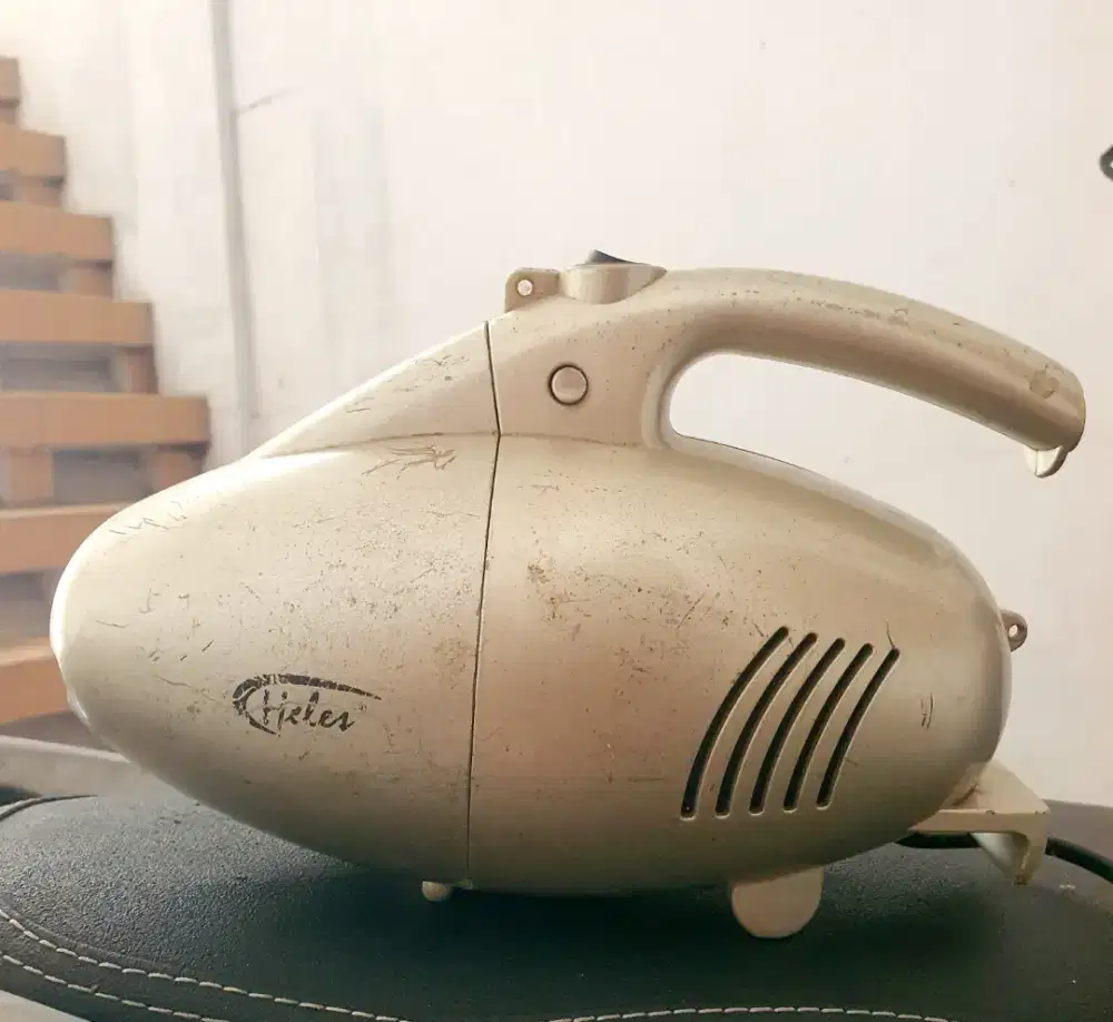 Mesin Vacuum Cleaner Heles