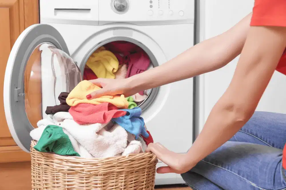 Cari tenaga buat LAUNDRY