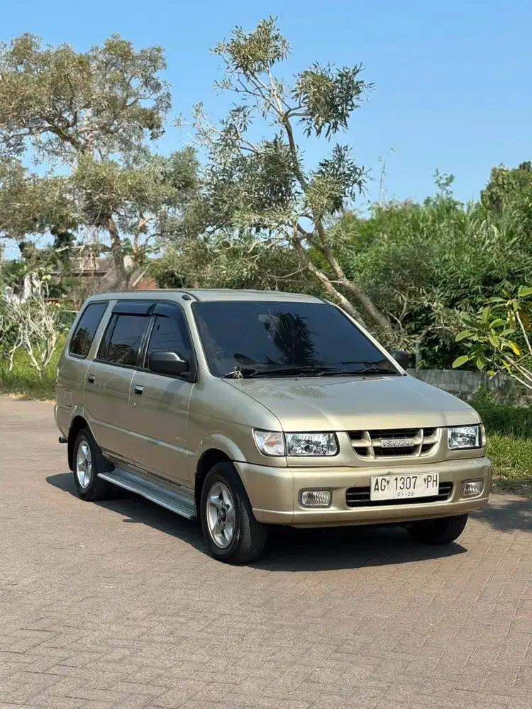 ISUZU PANTHER LS 2001 MANUAL