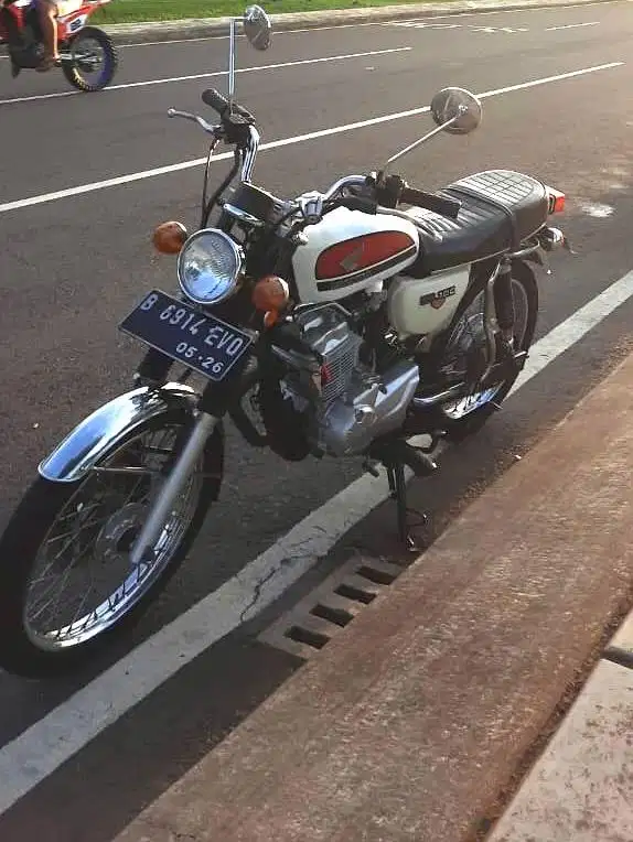 Motor klasik Honda CB