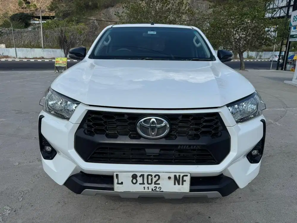 HILUX 2.4 G DC 4x4 MT 2024