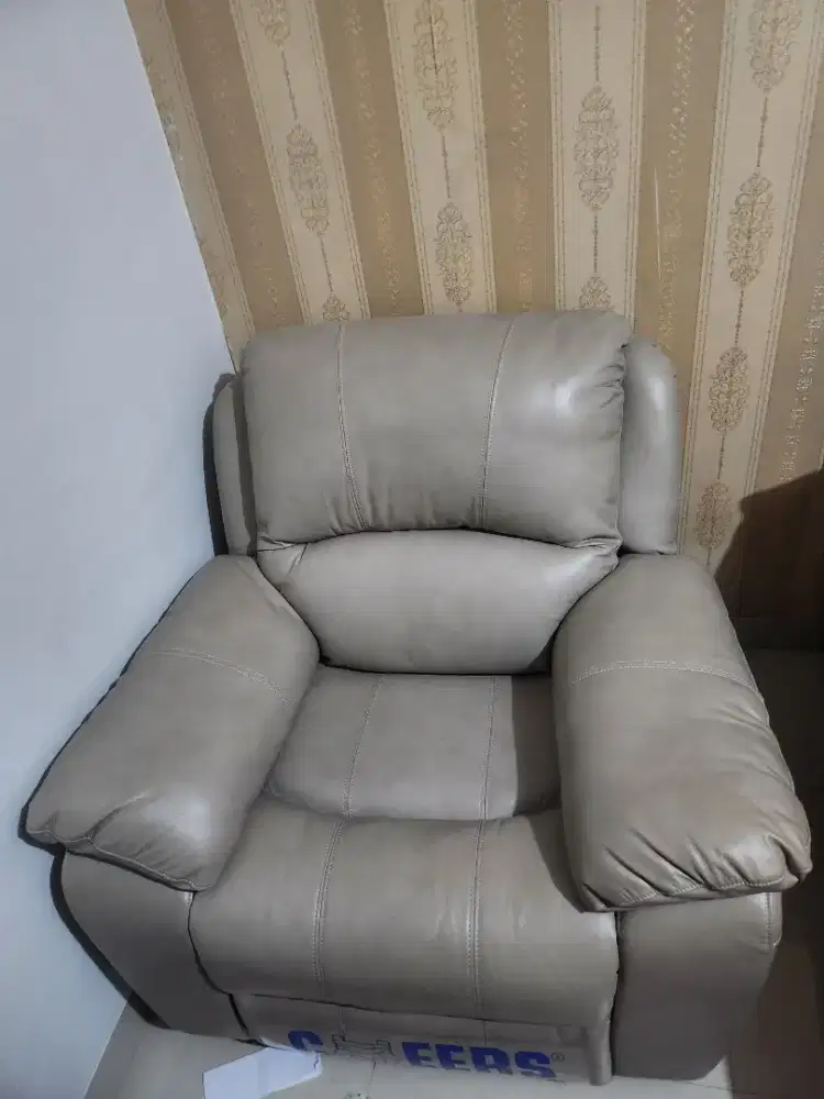 Dijual Sofa Recliner Informa Cheers 1 set