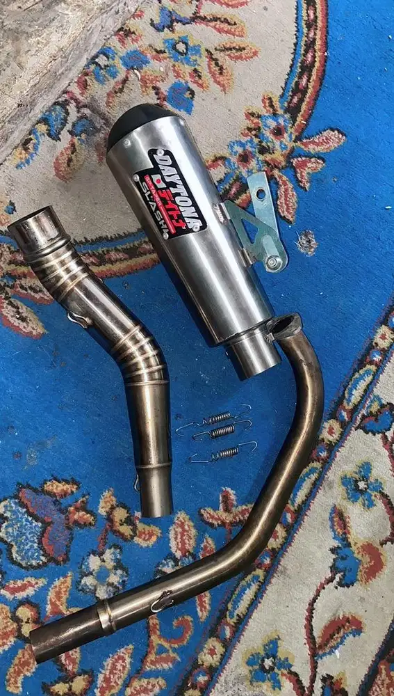 Di jual cepat kelanpot Resing Daytona Slash