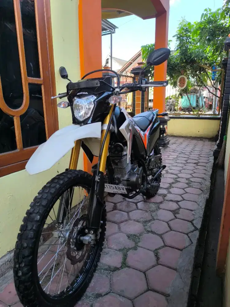 crf 2023 tangan pertama