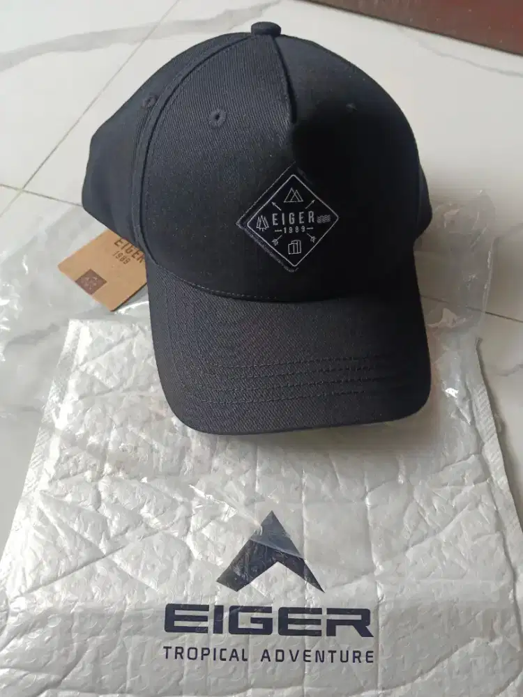 Topi eiger 100% ori kondisi BARU FULLTAG