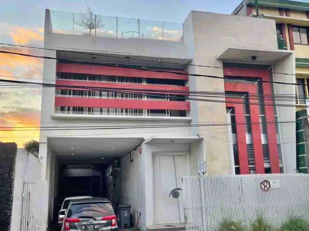 Dijual Rumah dan Kantor