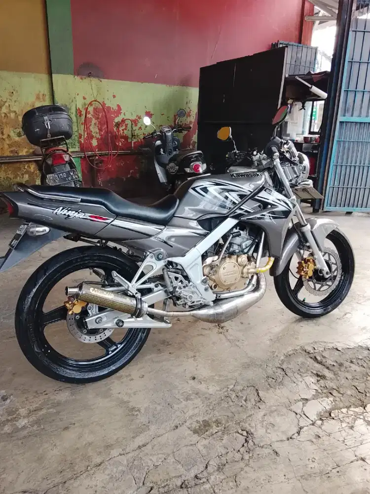 Kawasaki Ninja 150 SS
