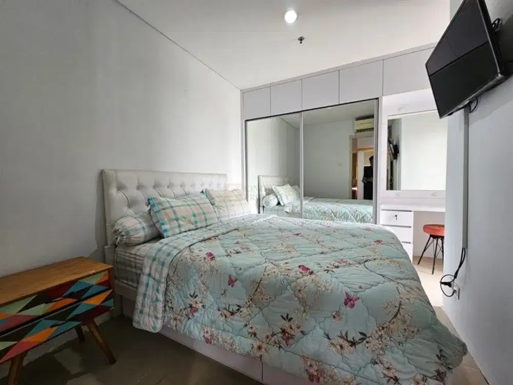 Ready Survey & Siap Huni, Disewakan Apartemen Madison Park 2BR Furnished Interior Modern Nyaman, Hanya Jalan Kaki Ke Mall CP Lokasi Tanjung Duren
