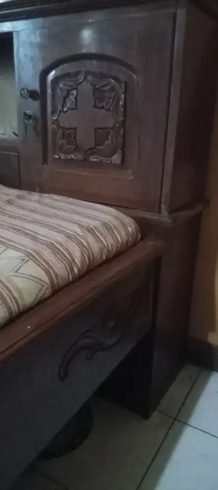 Ranjang jati asli