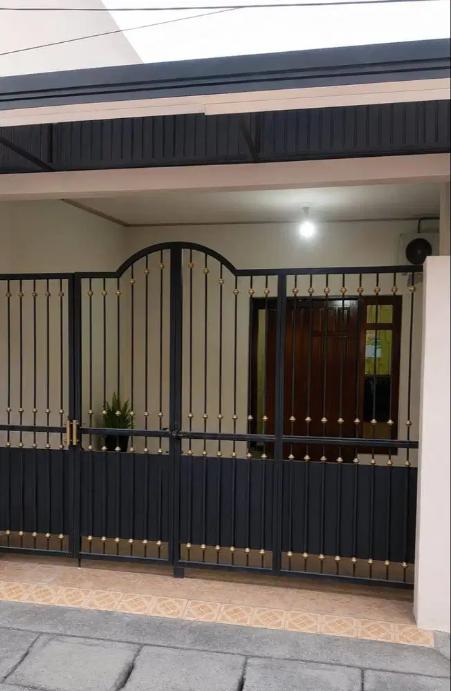 Rumah Di Sono Indah Surabaya Barat Murah Kondisi Bagus Dan Terawat  -