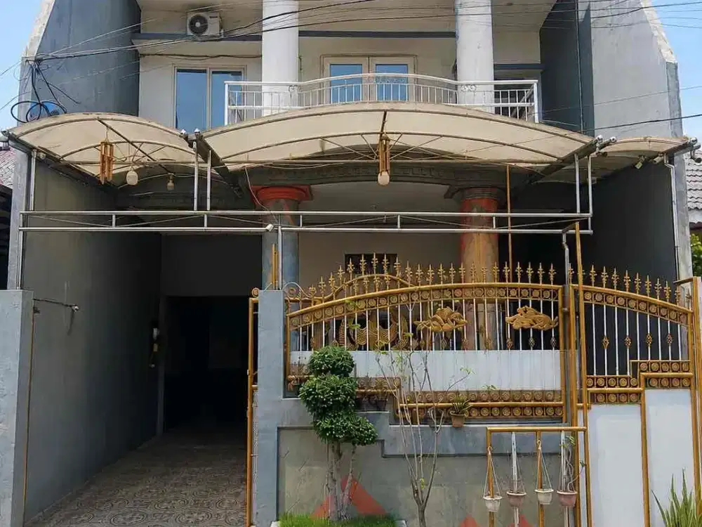 Jual Rumah 2 Lantai Siap Huni di Lebak Indah Surabaya Timur