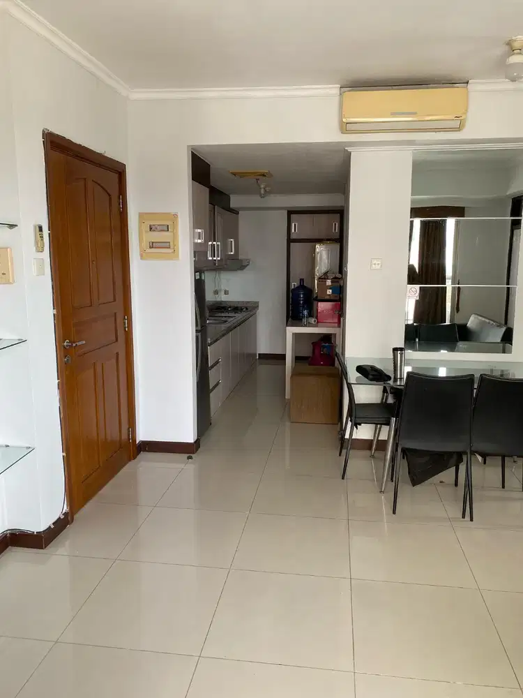 DISEWAKAN APARTEMENT WATER PLACE SEMI FURNISH! SELANGKAH KE PAKUWON!