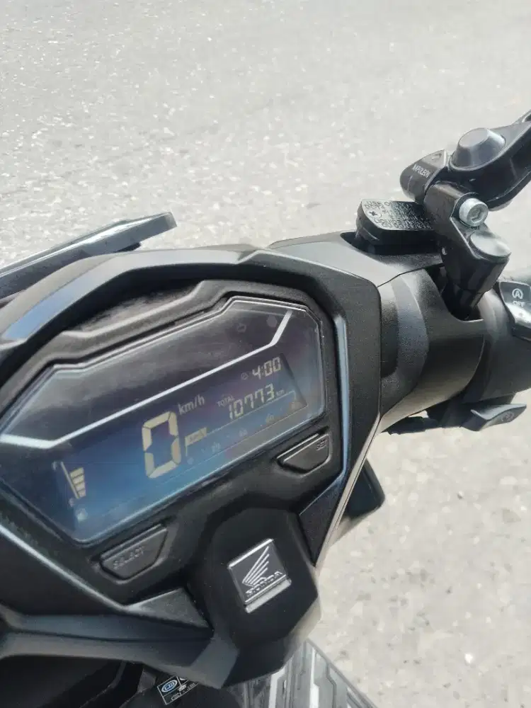Dijual cepat Honda Vario 125 gen2 tahun 2024 type remot