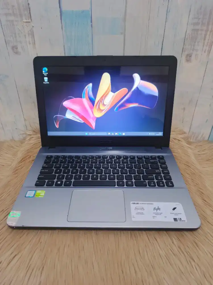Jual Cepat Asus X441UV Core i3 Gen 6 Ram 4 SSD 256 Nvidia