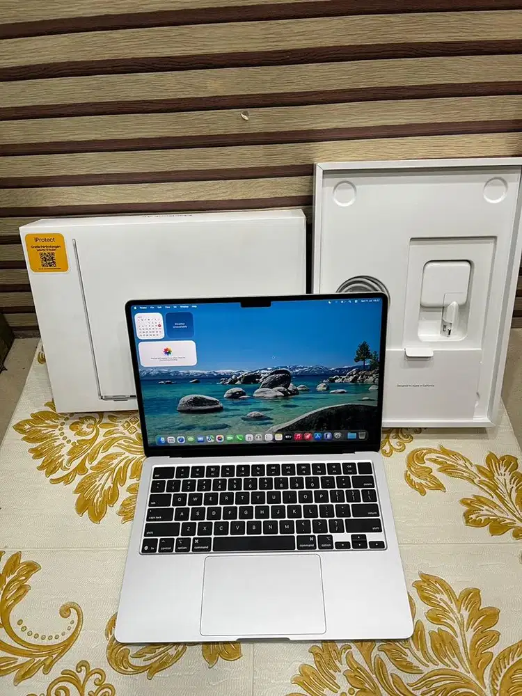 Macbook Air 13 inch M4 16GB 256GB Second IBOX Like New