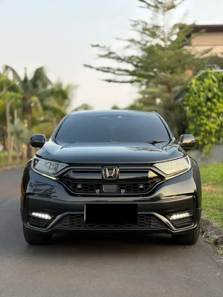 HONDA CR-V 1.5 TURBO PRESTIGE BLACK EDITION SENSING AT 2024
7 Seater