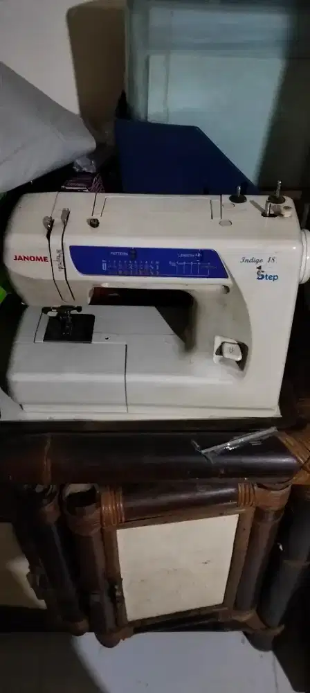 Jual cepat Mesin jahit Janome 12 jenis