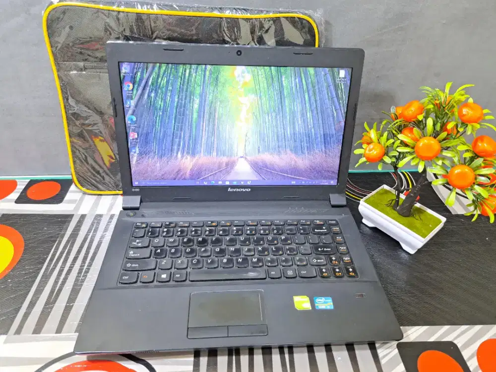 Jual laptop lenovo core i3 nvidia ram 8 siap pakai