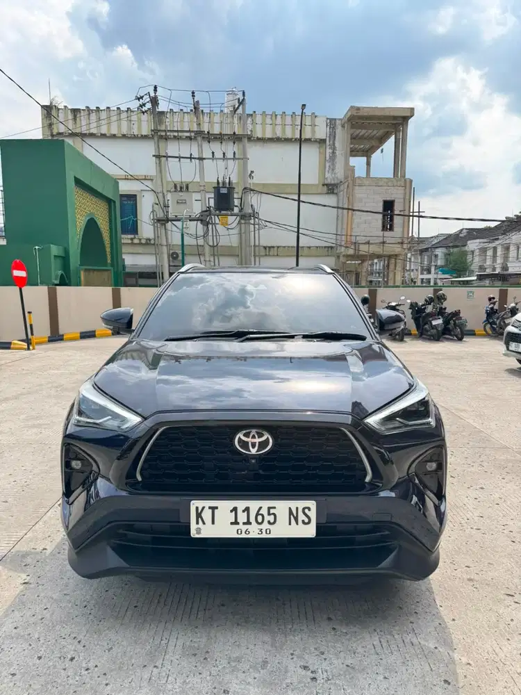 Yaris cross hybird