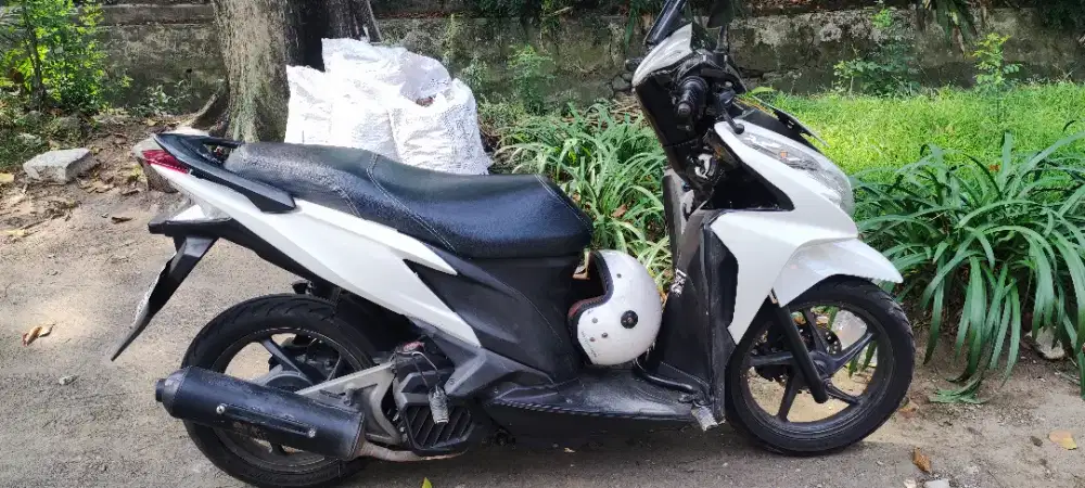 Vario 125 2014 (KZR)