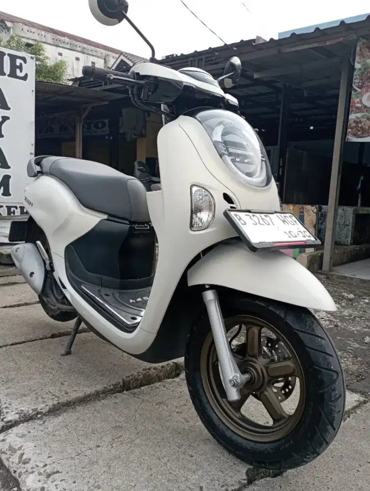 Honda Scoopy prestige 2025 kondisi bagus
