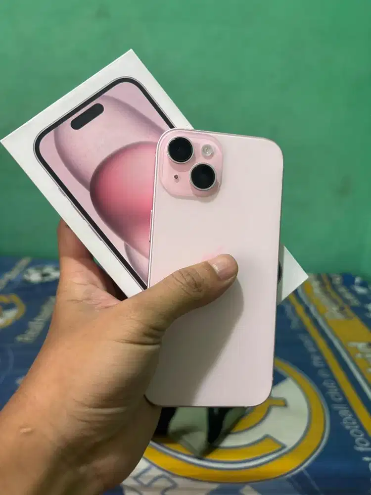 iPhone 15 128 GB Pink