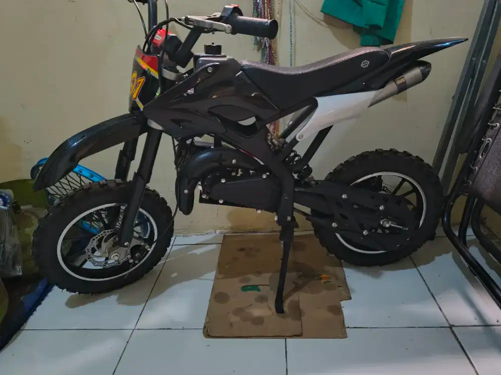 Motor trail anak
