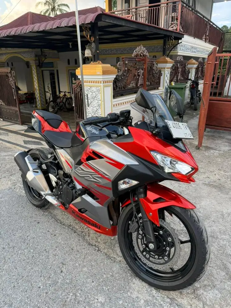 Ninja 250 type tertinggi