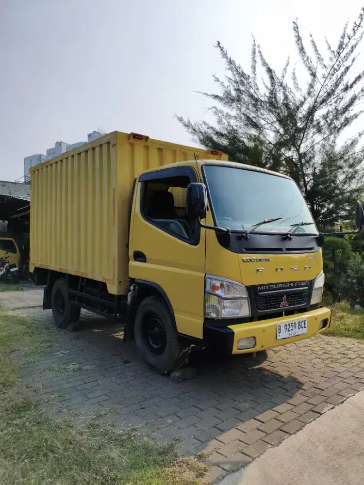Mitsubishi CANTER .71.Engkel Box Cargo Contener