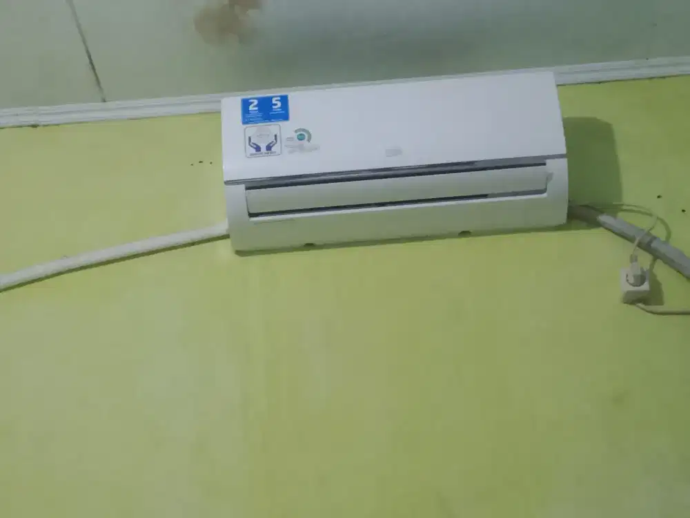 AC 1/2 Pk (Air conditioner) BEKO