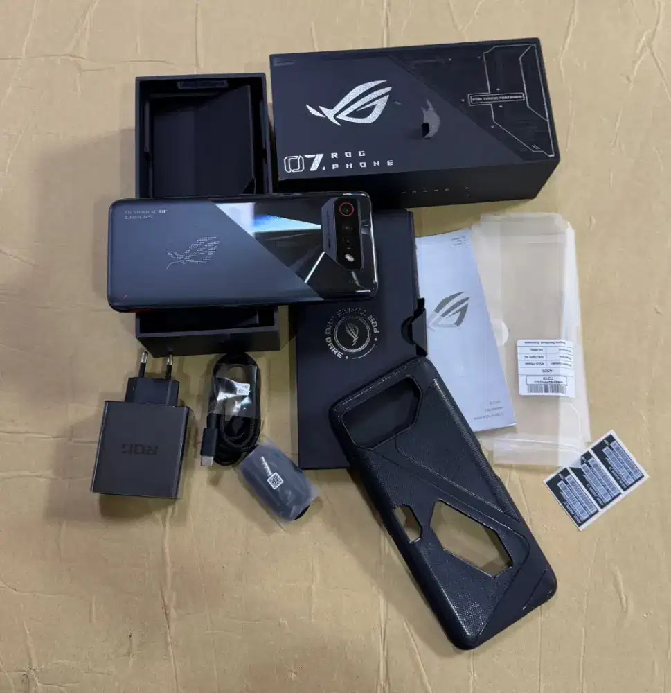 Asus Rog Phone 7 8/256GB 5G Fullset Bekas Pakai