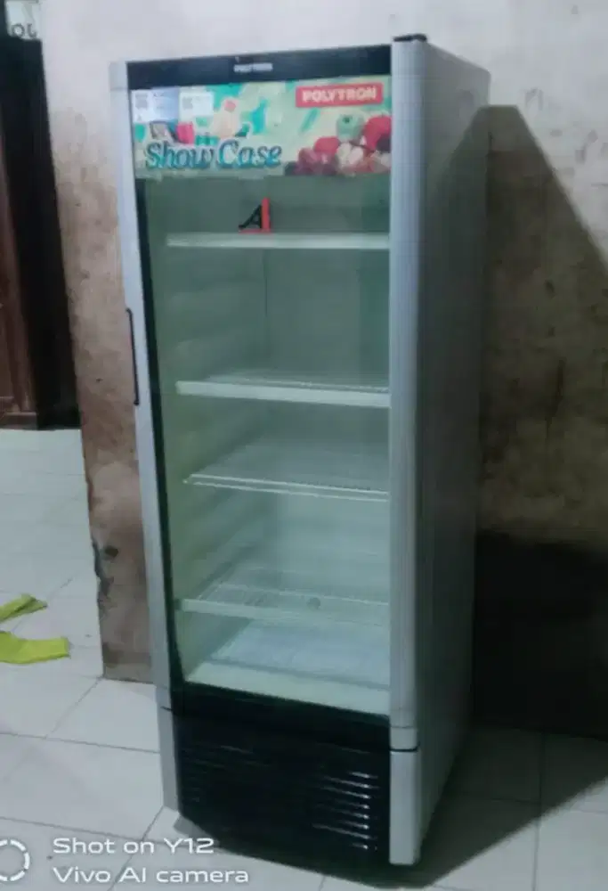 Showcase normal