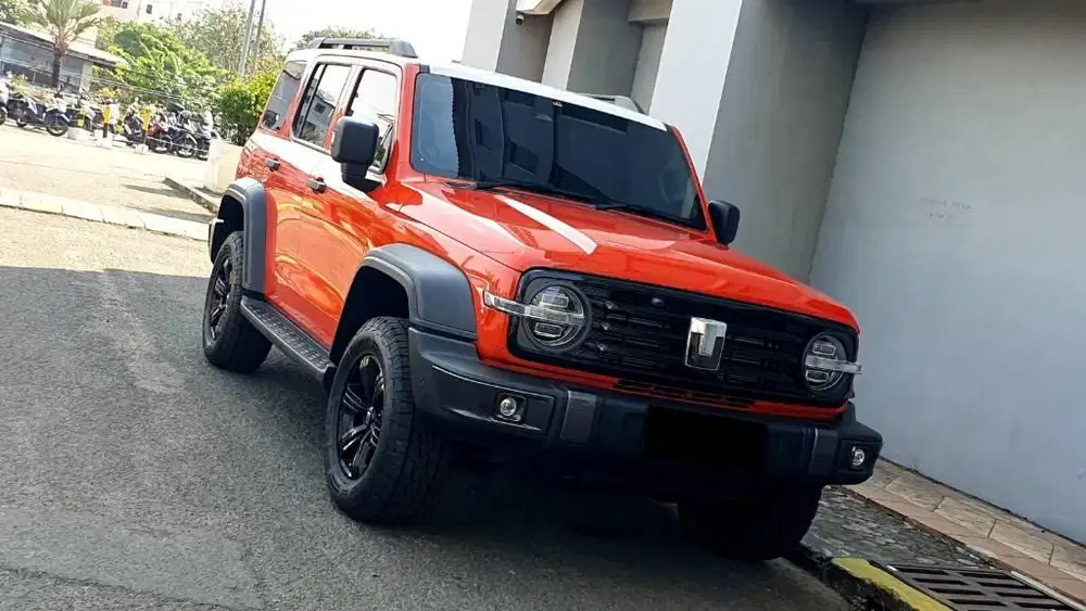 Low Km.6rb GWM Tank 300 AWD HEV Hybrid AT 2024 Orange