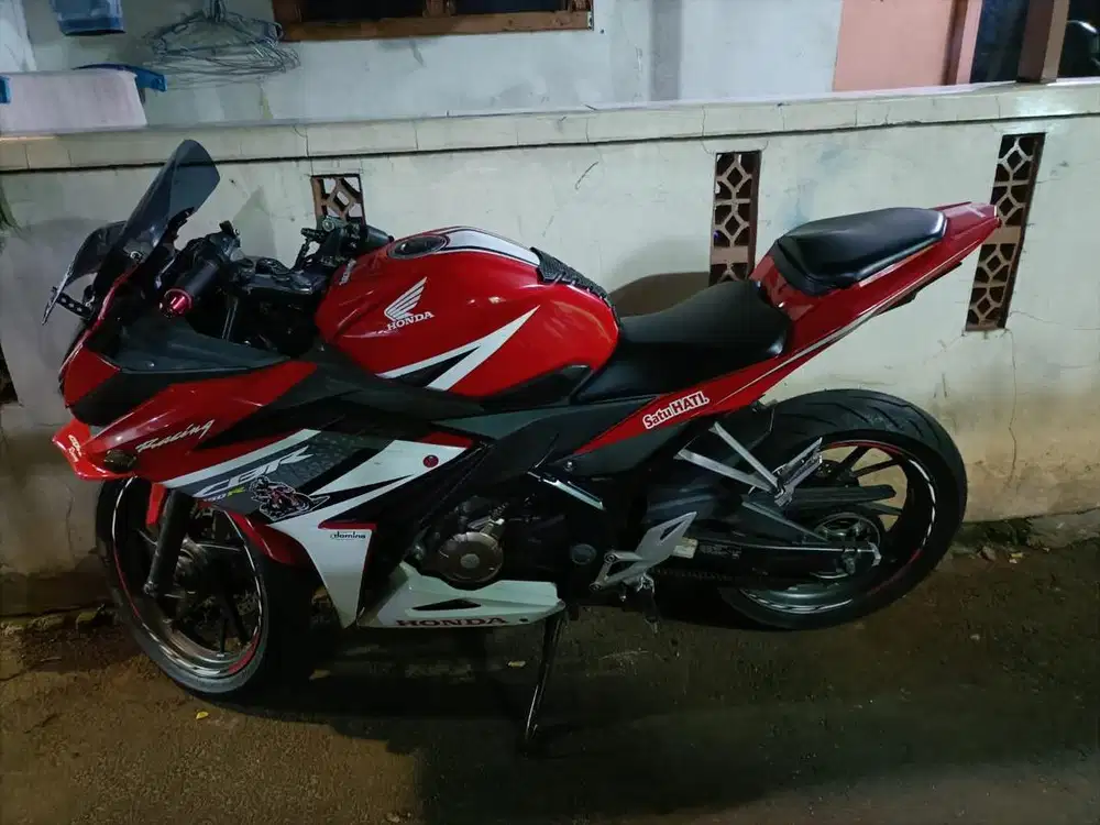 CBR 150R tahun 2016