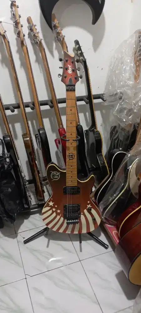 Gitar Listrik, CORT RH-1