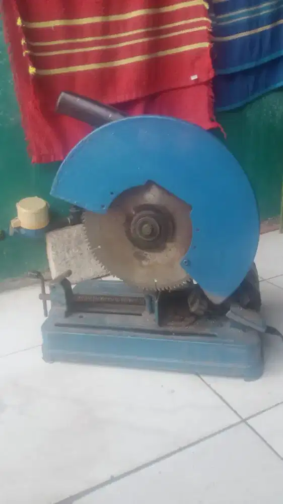 Mesin potong normal