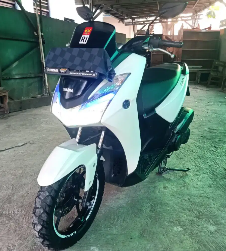 Yamaha Lexi 125 VVA AKS Fi TH 2021 Km.23Rb Mulus Lengkap B Bekasi